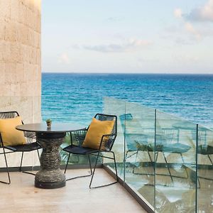 King Room Balcony Oceanfront